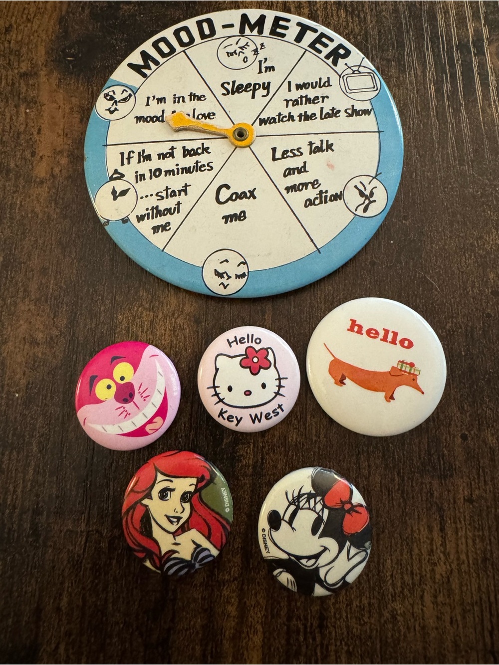 Vintage 1960s Mood Meter Wheel & Novelty Pinback Button Lot Disney Hello Kitty